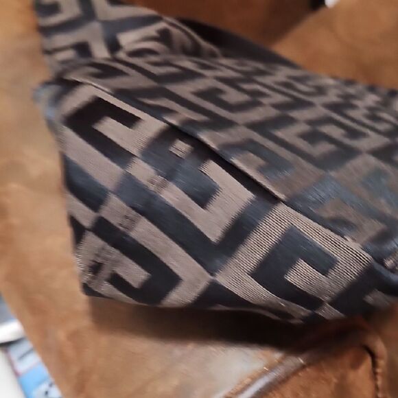 Givenchy Vintage Tote - Picture 9 of 10